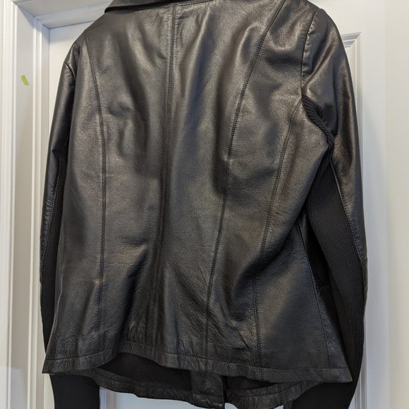 Danier 'Blink Collection' Leather Jacket - Picture 4 of 7